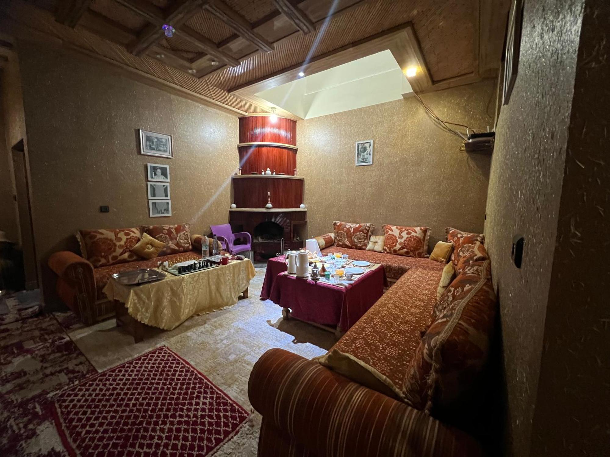 Dar Calme Chez El Bouhali Hotel Скура Екстериор снимка