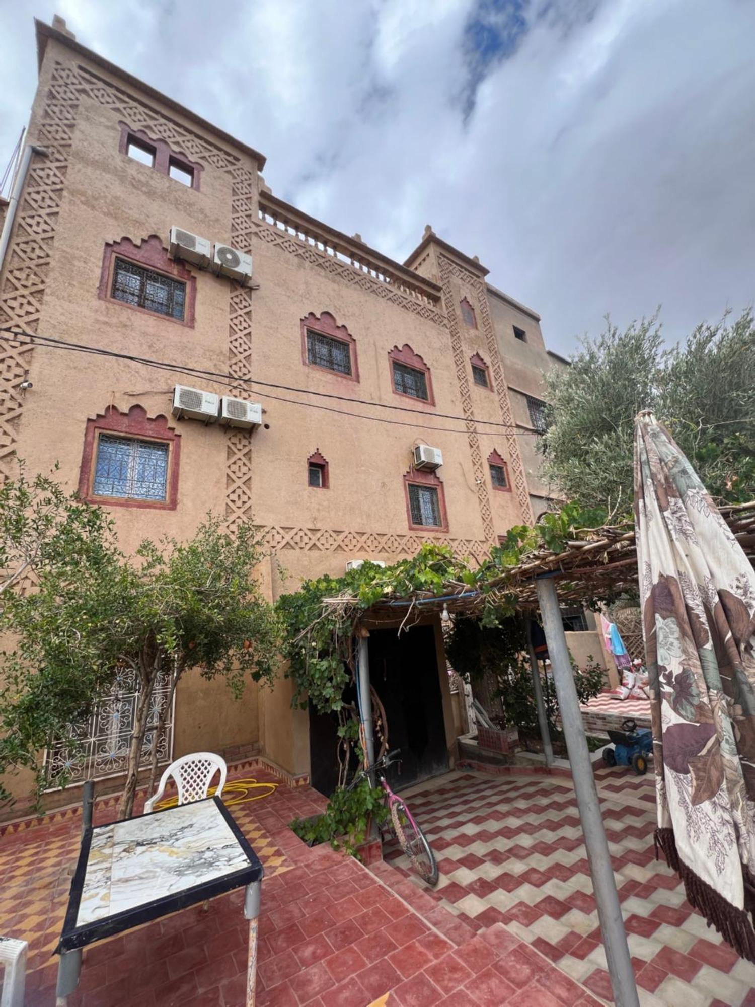 Dar Calme Chez El Bouhali Hotel Скура Екстериор снимка