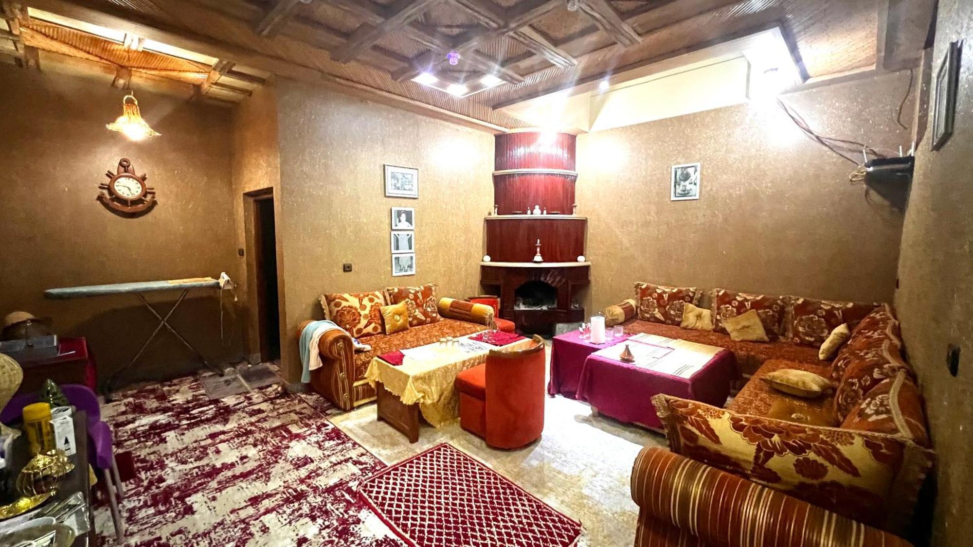 Dar Calme Chez El Bouhali Hotel Скура Екстериор снимка