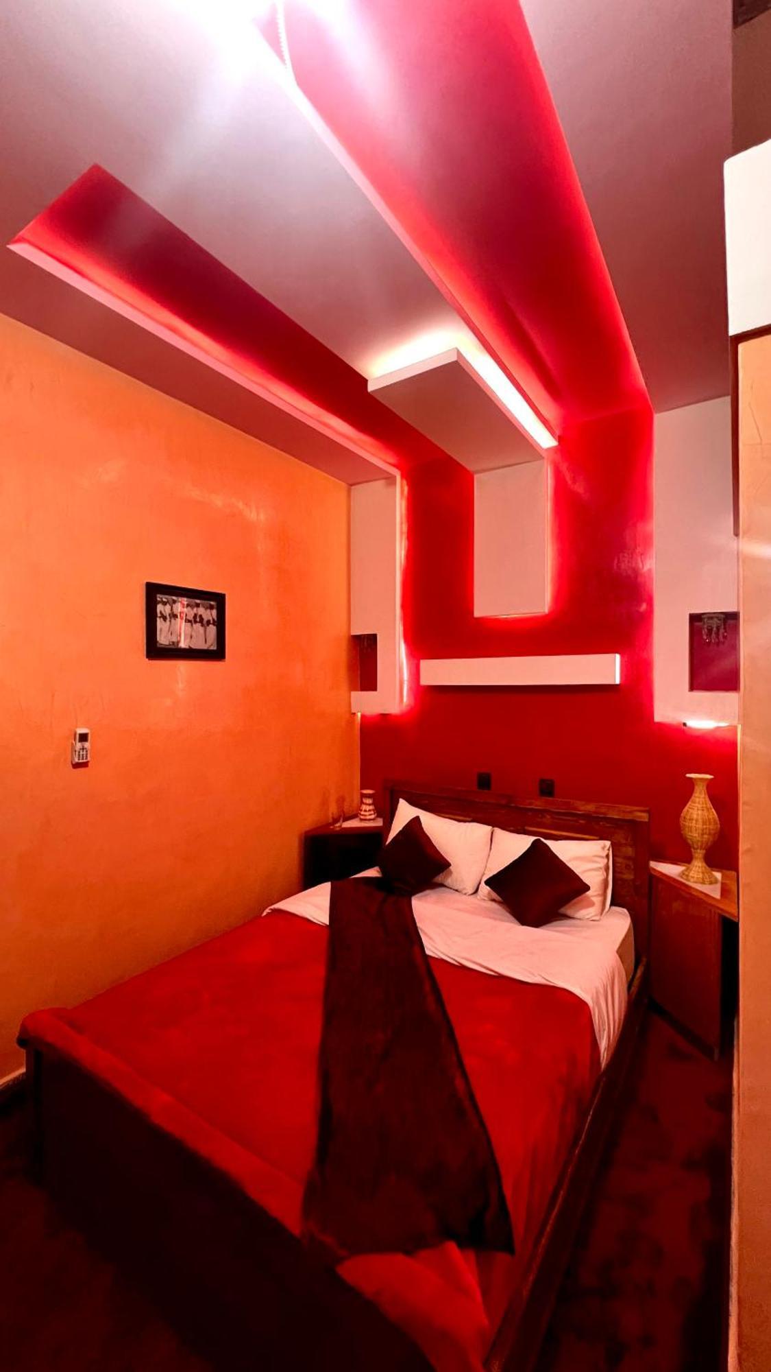 Dar Calme Chez El Bouhali Hotel Скура Екстериор снимка